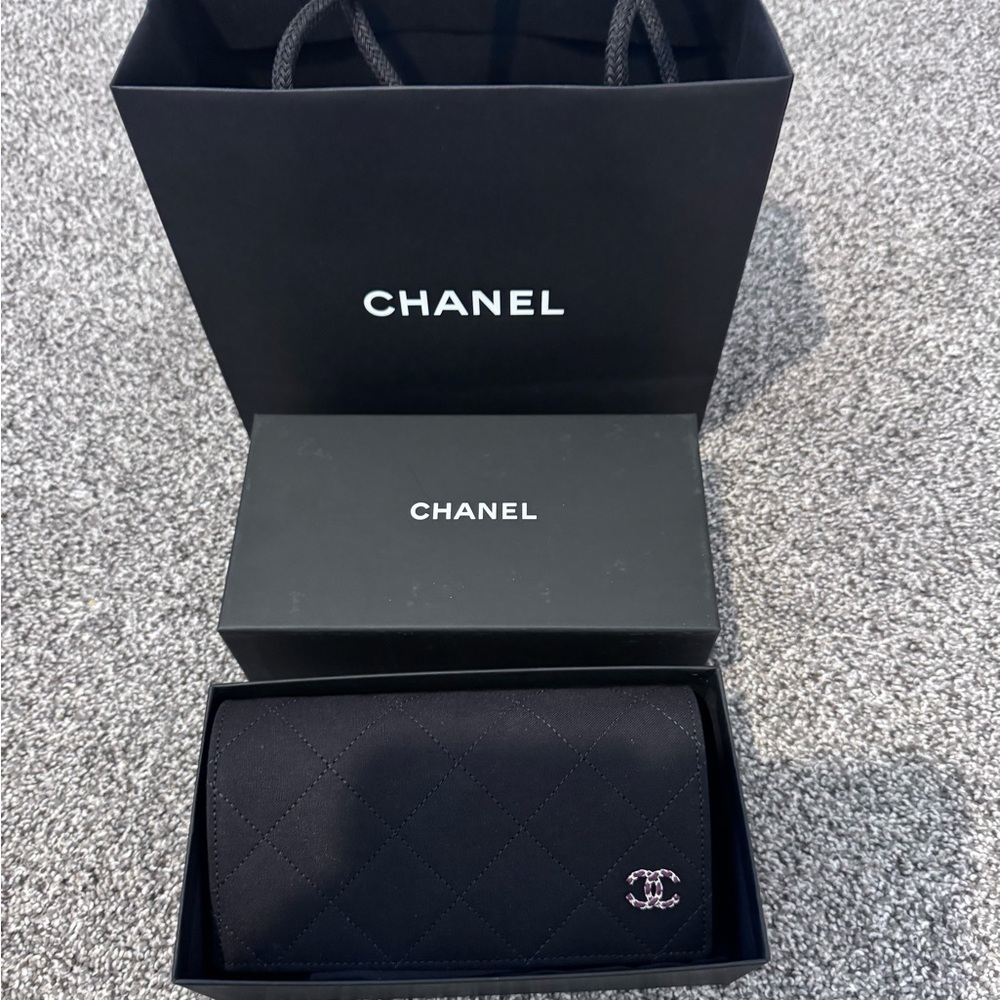 LIKE NEW๐CHANEL GLASSES W/CRISTAL LENSES - Picture 14 of 16
